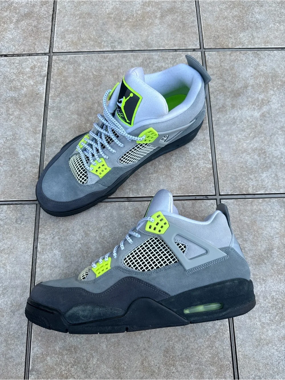 Air Jordan 4 Retro SE 
